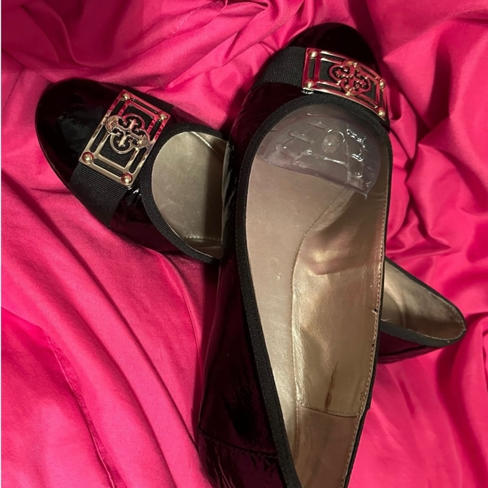 Isola Patent Leather Flats - Picture 3 of 6